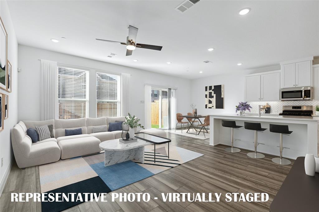 1387 Hill Country Place