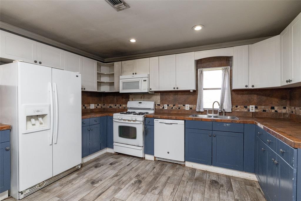 N J Holder Surv Abs 577 - Residential