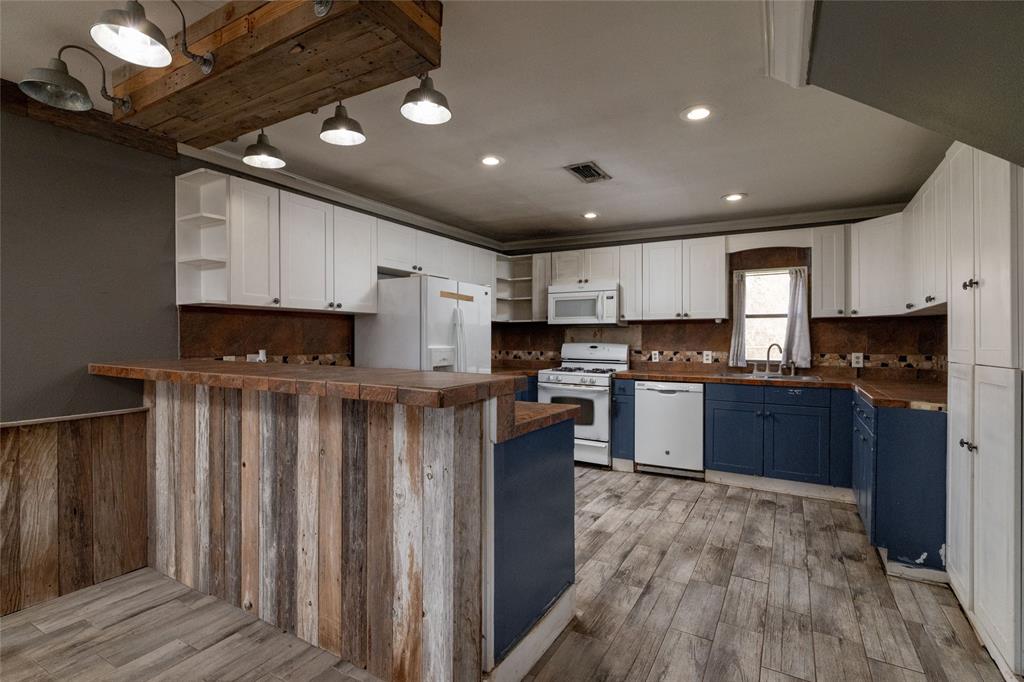 N J Holder Surv Abs 577 - Residential