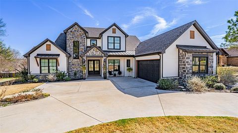 Photo of 5611 Hondo Drive, De Cordova, TX 76049 (MLS # 21202017)