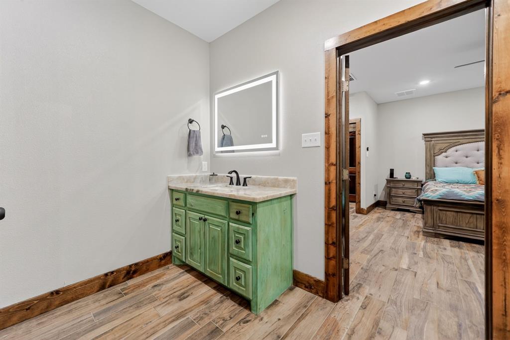 J J Rials Surv Abs #871 - Residential