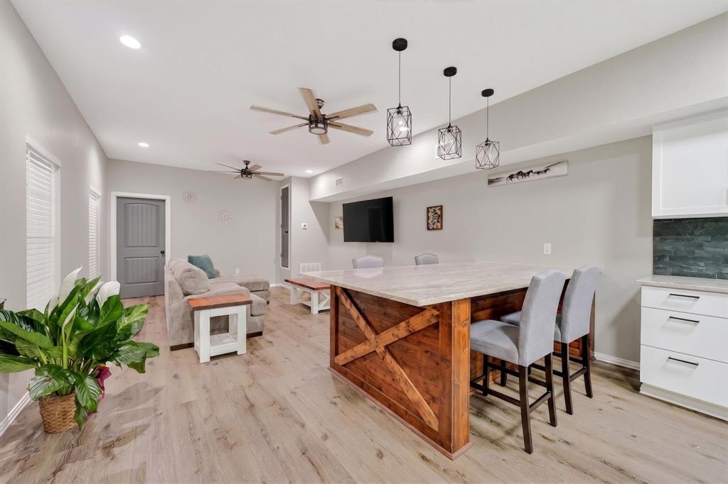 J J Rials Surv Abs #871 - Residential