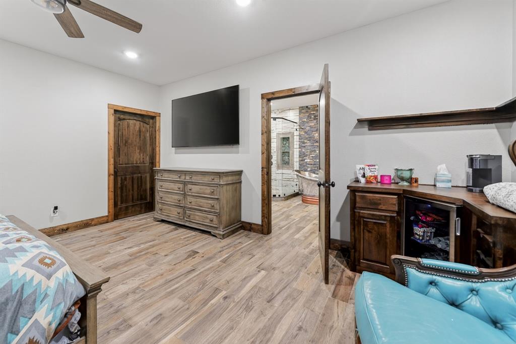J J Rials Surv Abs #871 - Residential