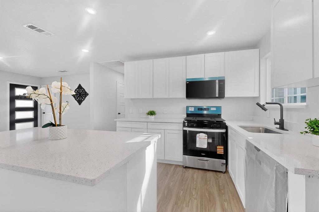 4540 Western Oaks Drive