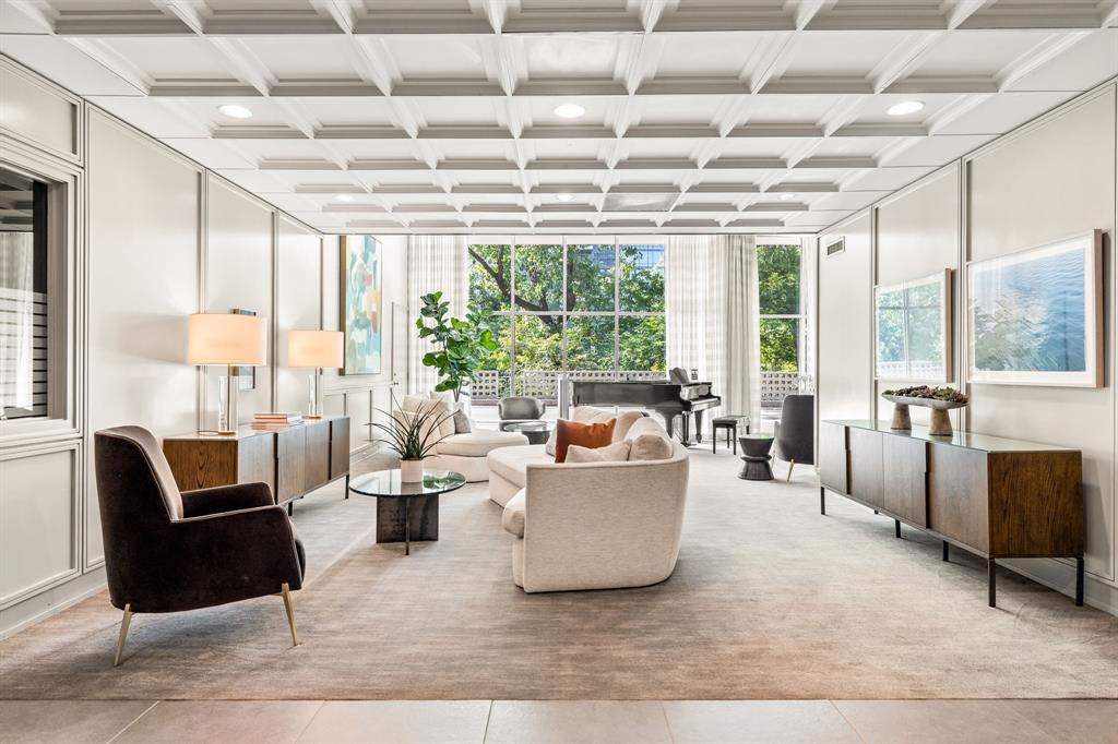 Park Towers Condo - Residential