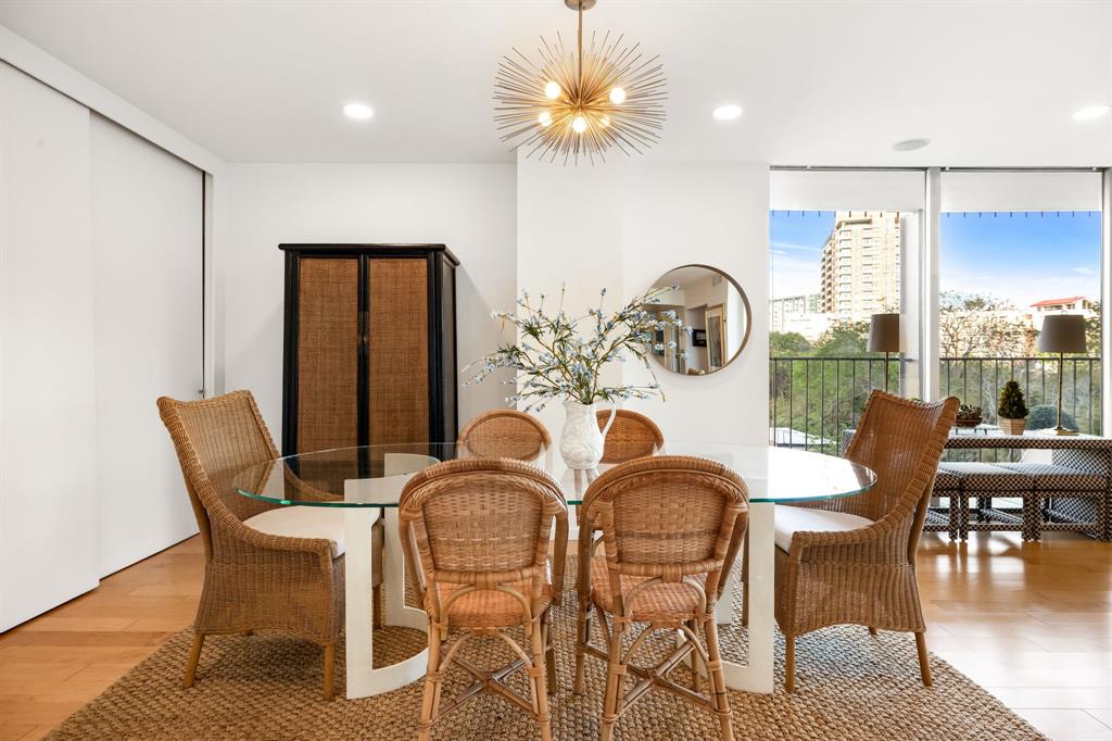 Park Towers Condo - Residential