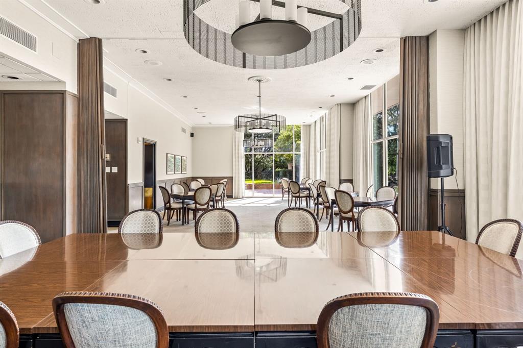 Park Towers Condo - Residential