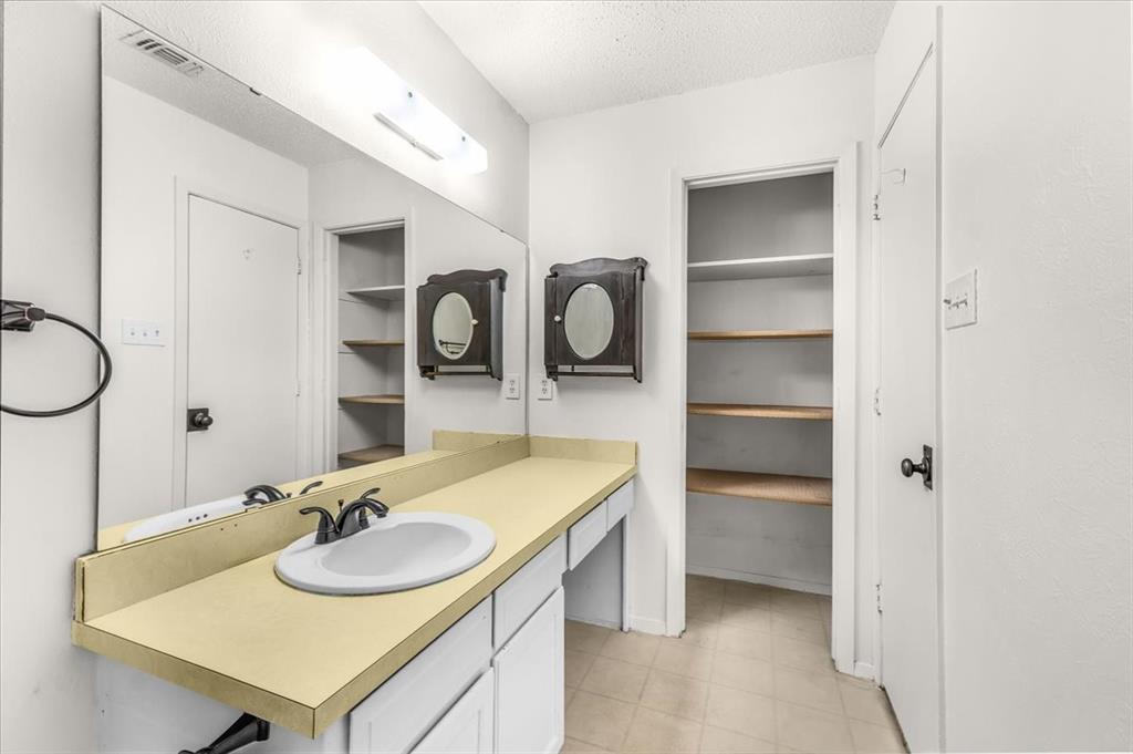 Meadow Wood Add - Residential