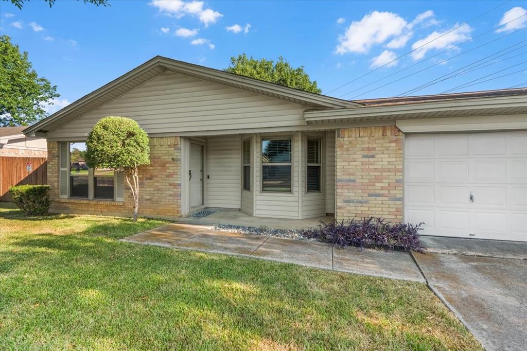 2709 Willow Bend