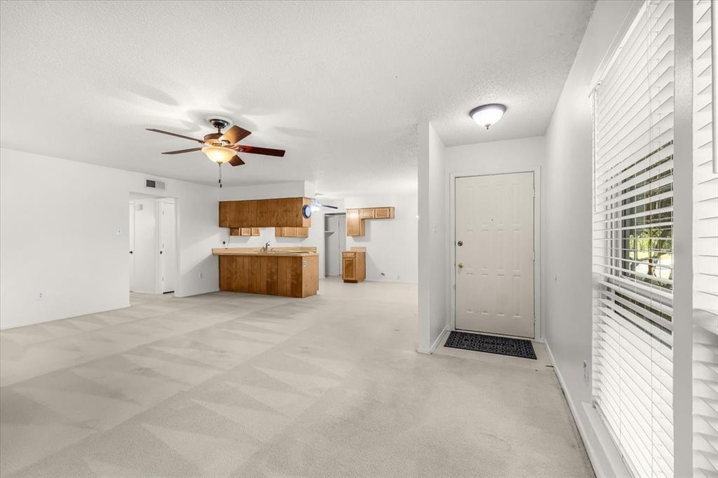 2709 Willow Bend