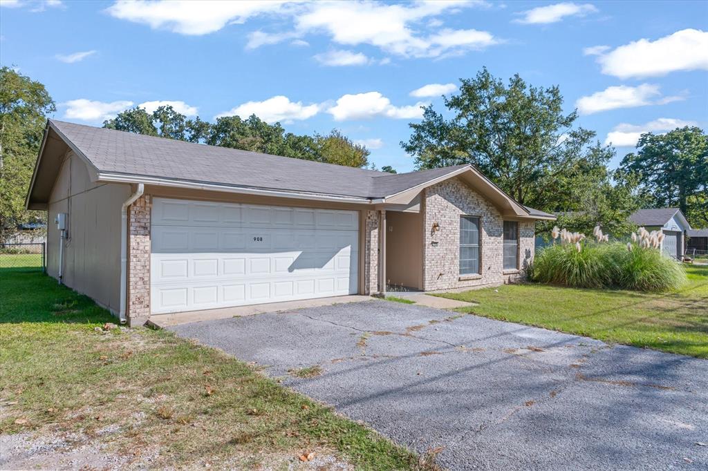 Woodland Acres - Residential