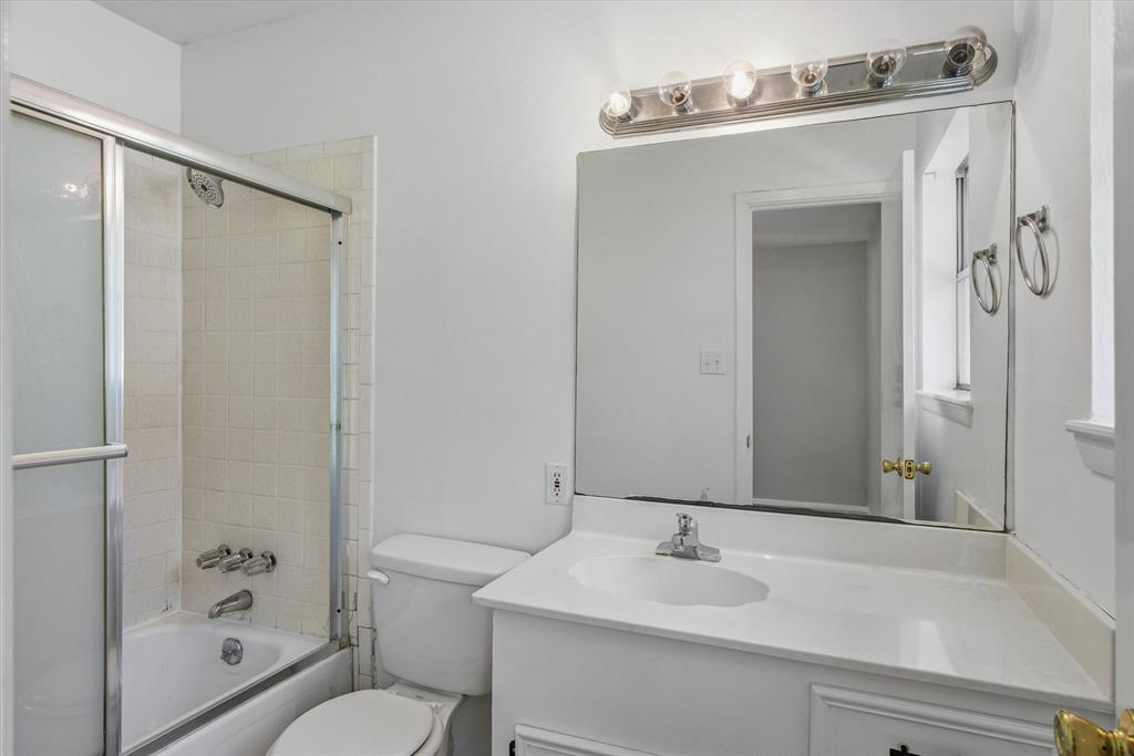 Woodland Acres - Residential