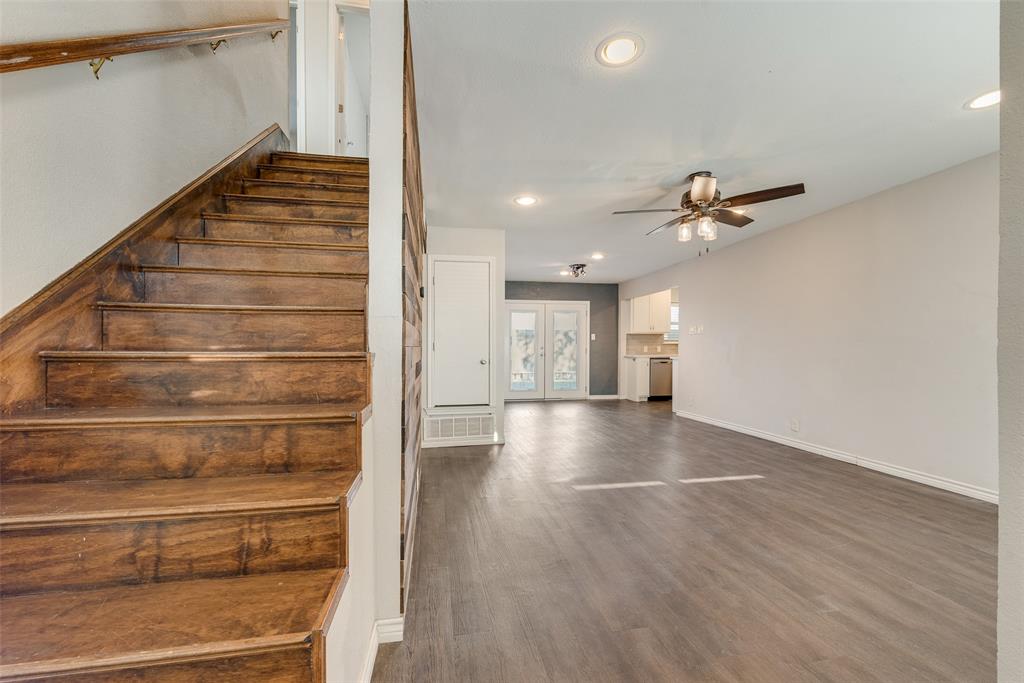 Colonial Ac #1 - Residential