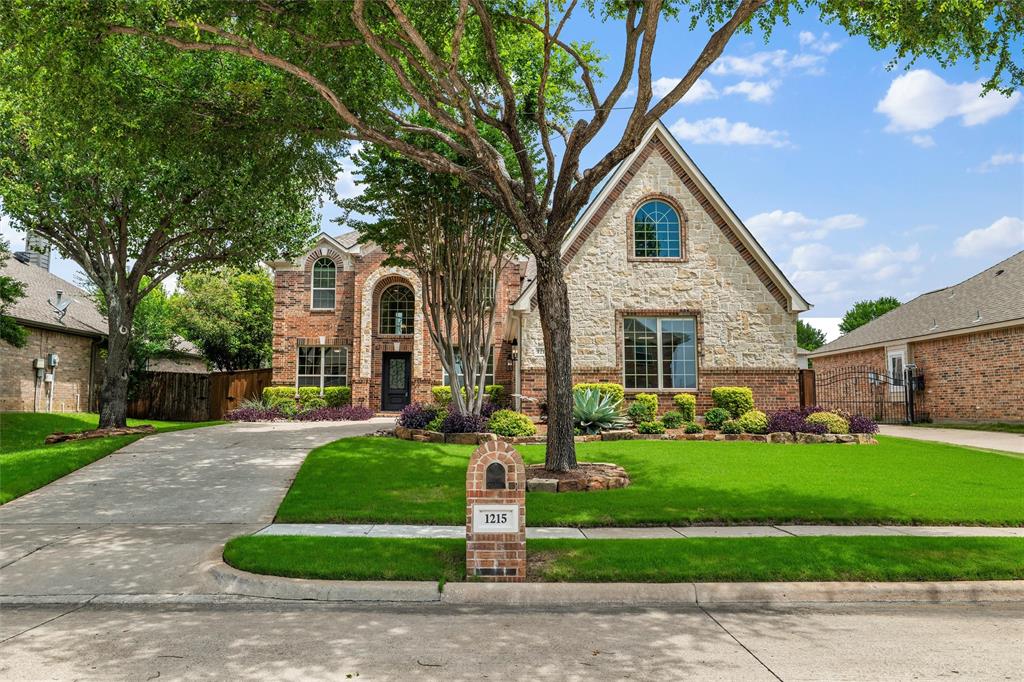 1215 Clark Springs Drive