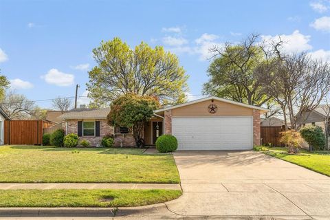 8635 Flicker Lane Dallas TX 75238