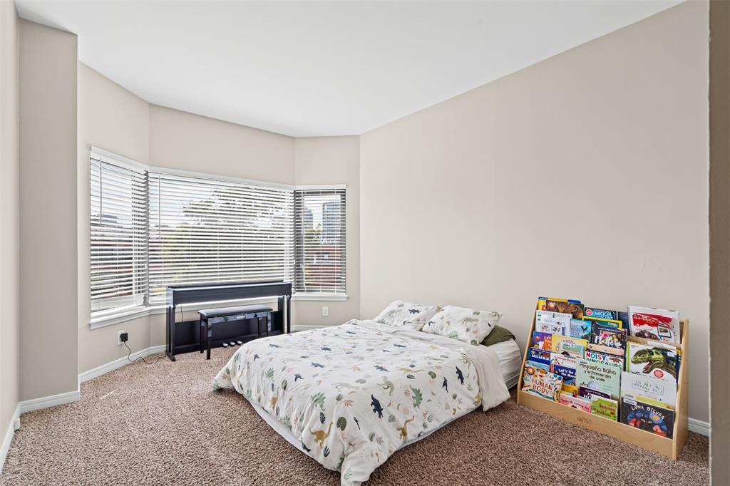 Latour Condo - Residential