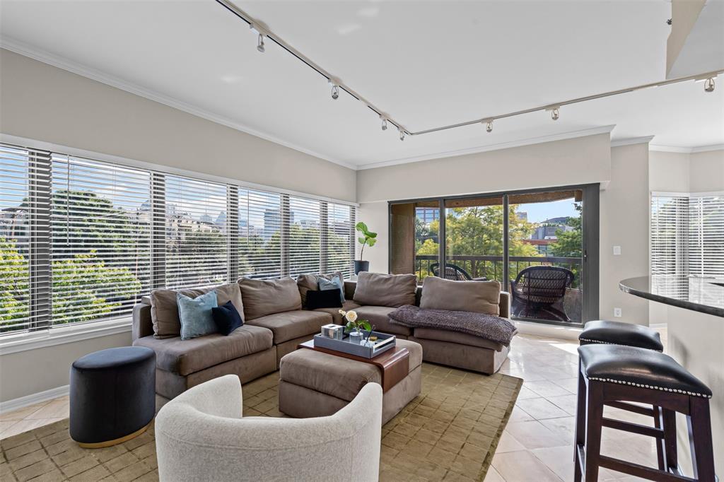 3030 Mckinney Avenue 306