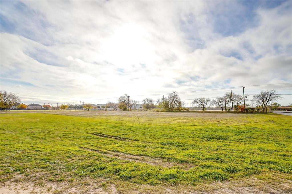 Tract 2, Abstract 932, John H Lucas Survey, Crowle - Land