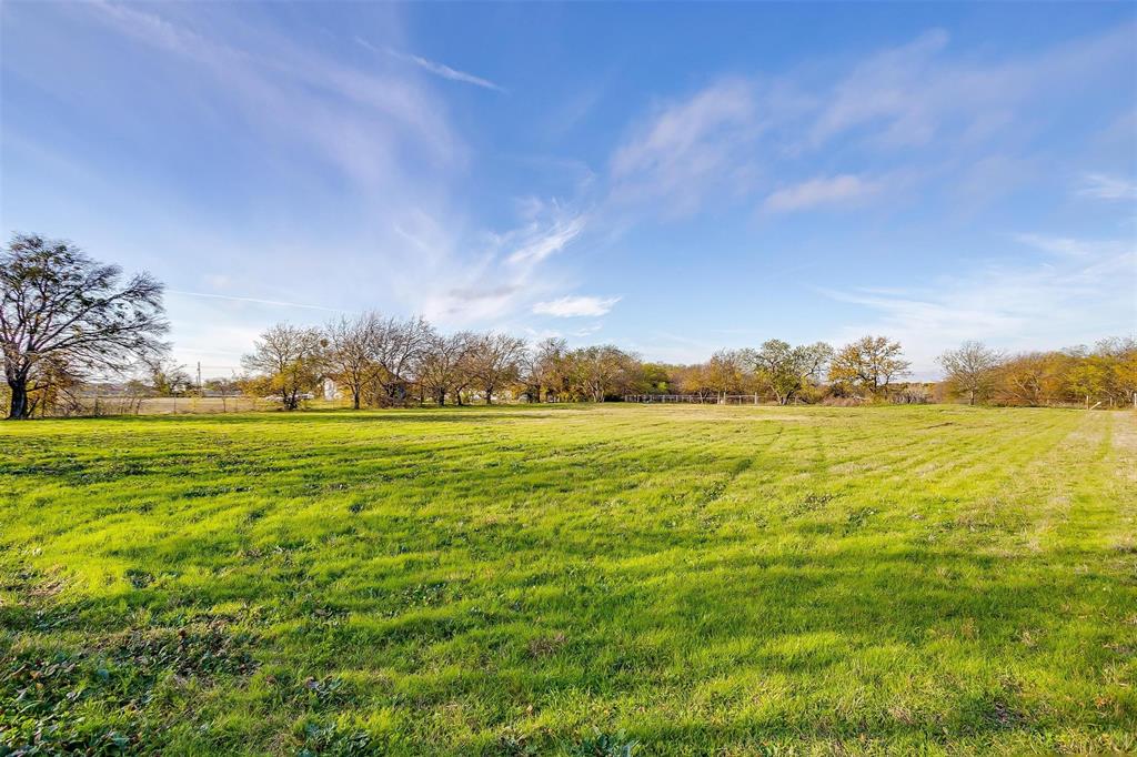 Tract 2, Abstract 932, John H Lucas Survey, Crowle - Land