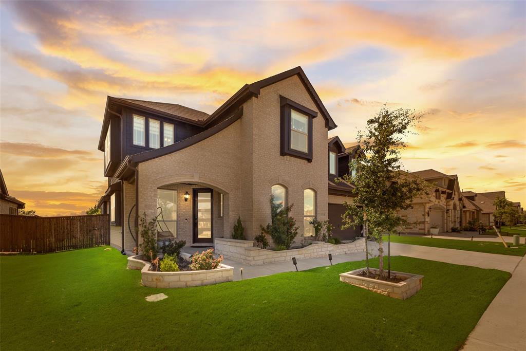 1814 Emerald Vista Boulevard