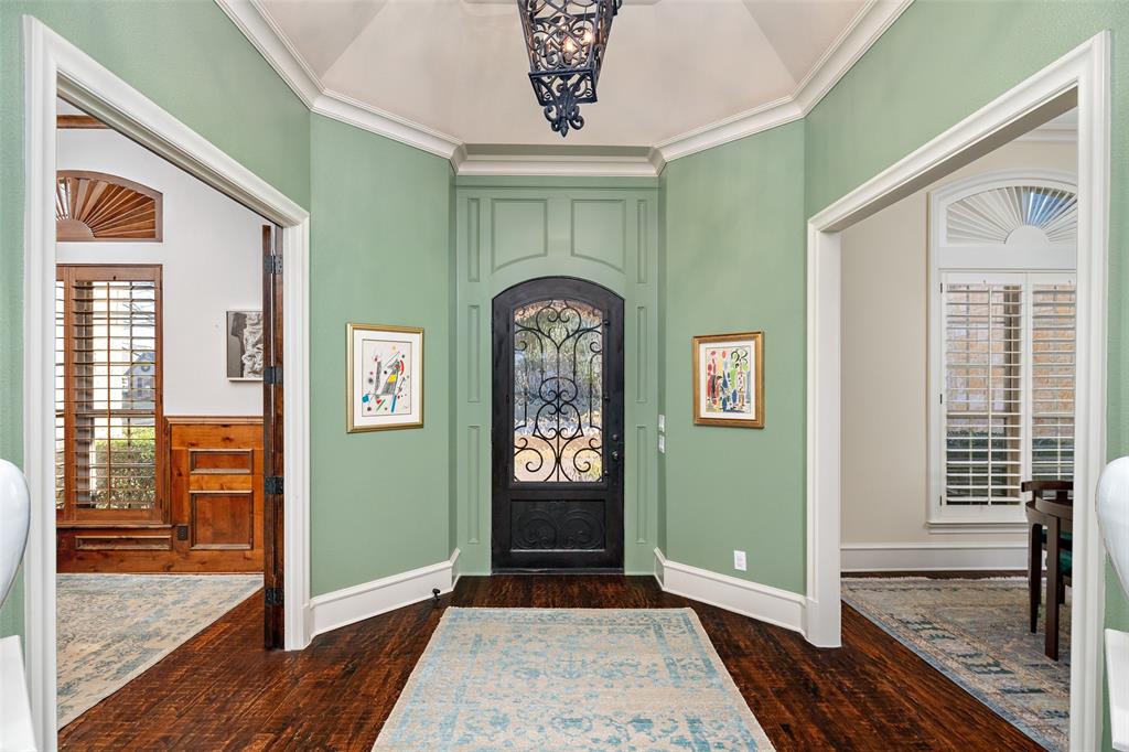 2141 Meadow View Drive