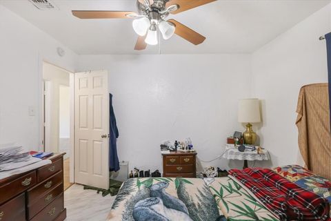 Tiny photo for 2301 Greenwood Circle, Carrollton, TX 75006 (MLS # 21101598)