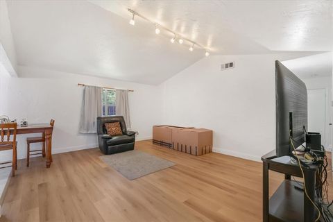 Tiny photo for 2301 Greenwood Circle, Carrollton, TX 75006 (MLS # 21101598)