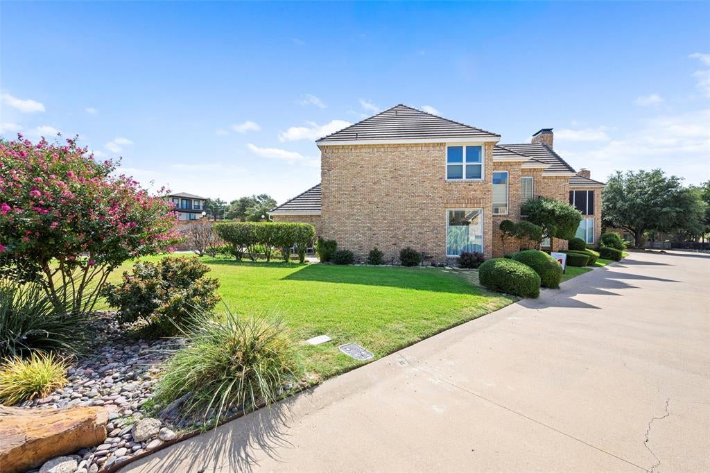 8404 Sunset Cove Drive