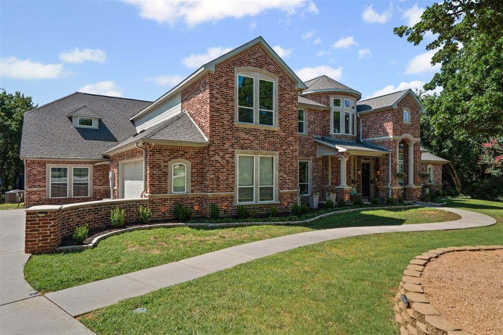 2001 Oak View Court