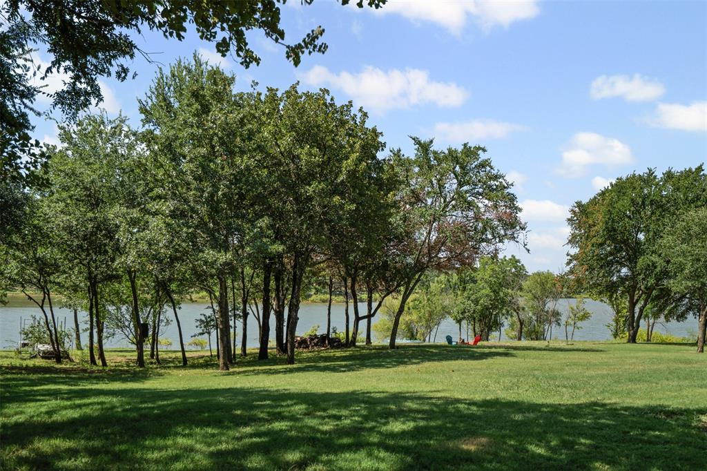 2001 Oak View Court