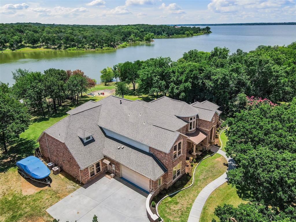 2001 Oak View Court