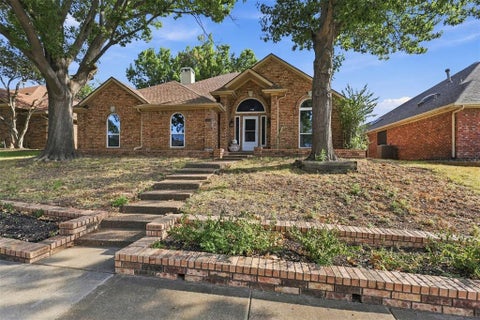 Tiny photo for 1316 Royal Palm Lane, Carrollton, TX 75007 (MLS # 21392628)