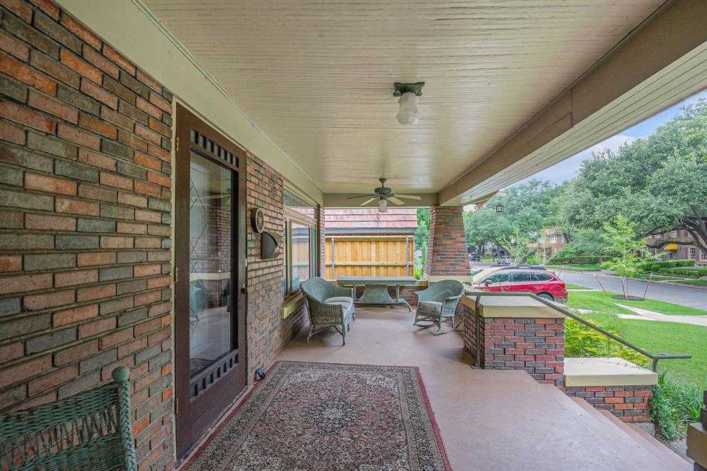 2135 Pembroke Drive
