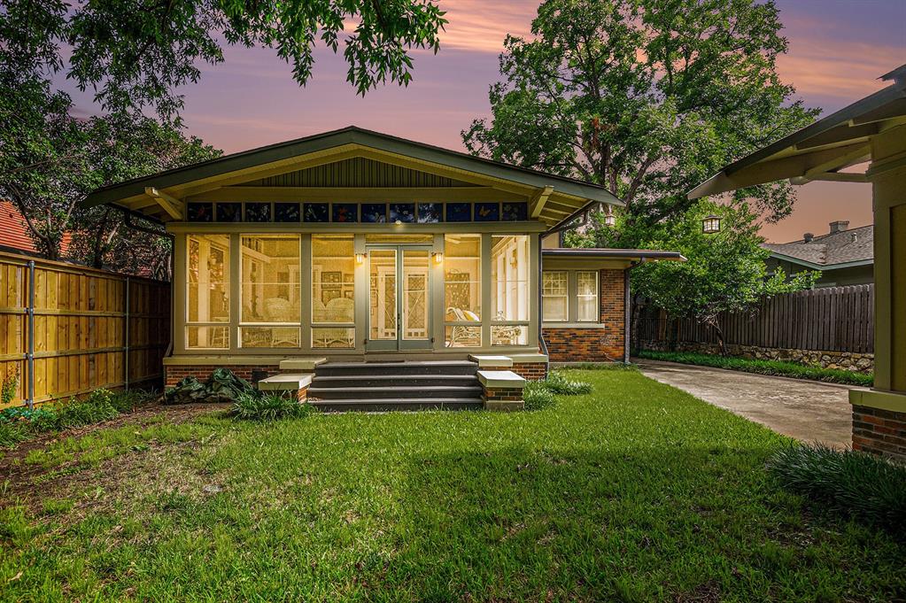 2135 Pembroke Drive