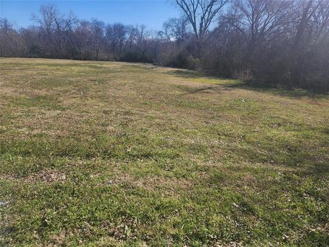 2314 E Ledbetter Drive Dallas TX 75216