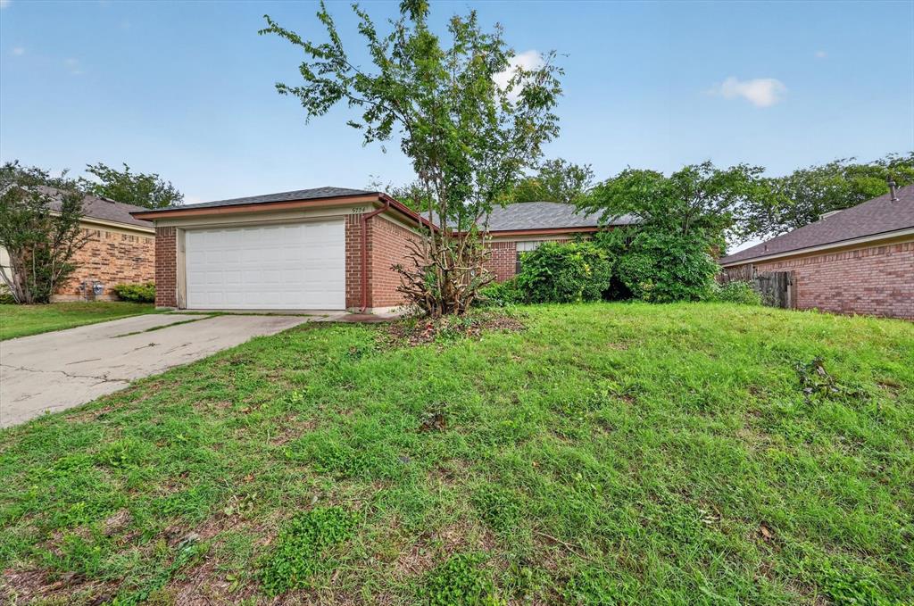 5724 Sea Breeze Lane