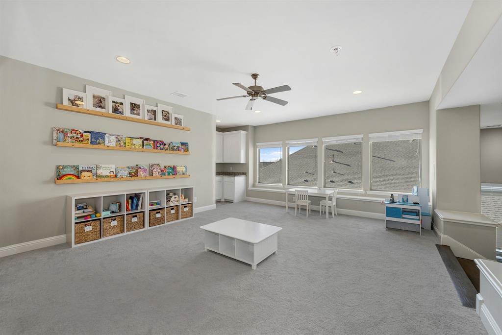 Angel Field West - Residential