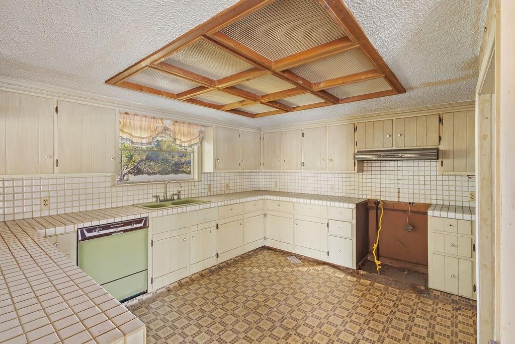 117 Sisterdale Road
