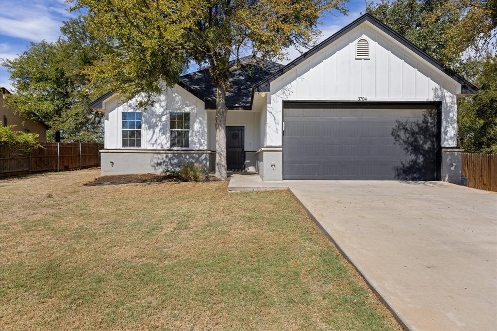 3704 Canyon Road