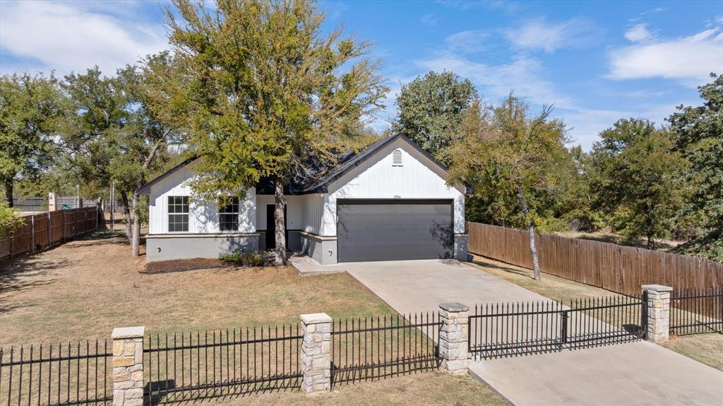 3704 Canyon Road