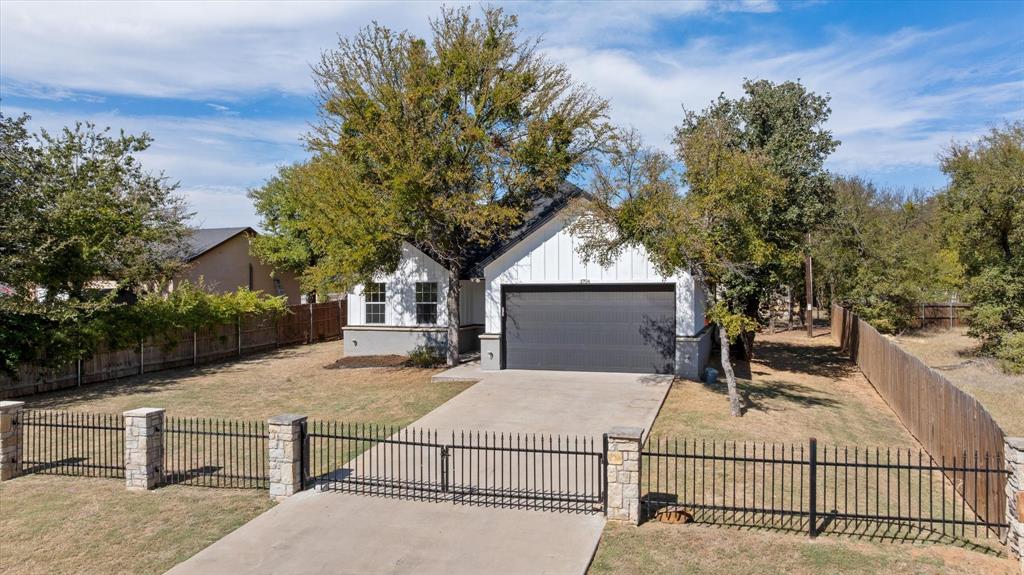 3704 Canyon Road