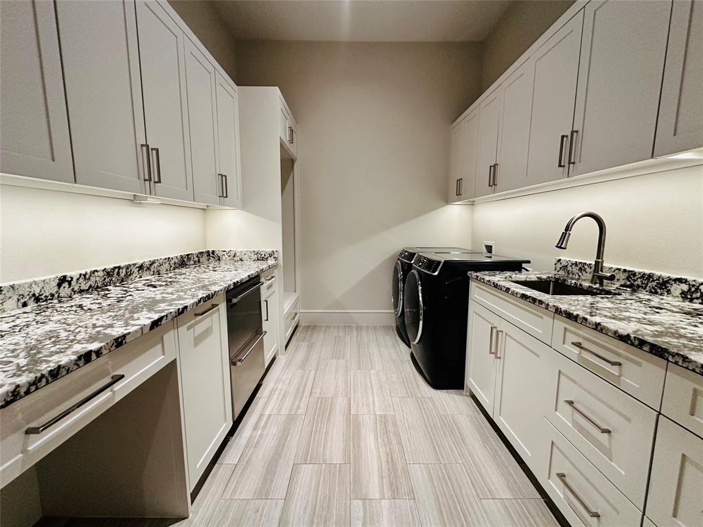 Newman Village Homestead - Residential