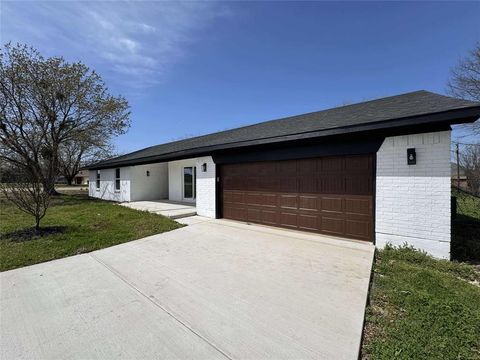 MLS: 20869759