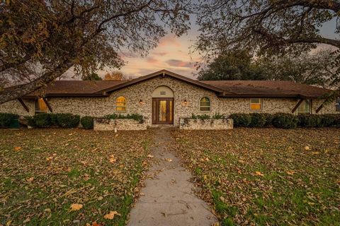 A home in Granbury