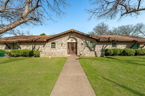 A home in Granbury