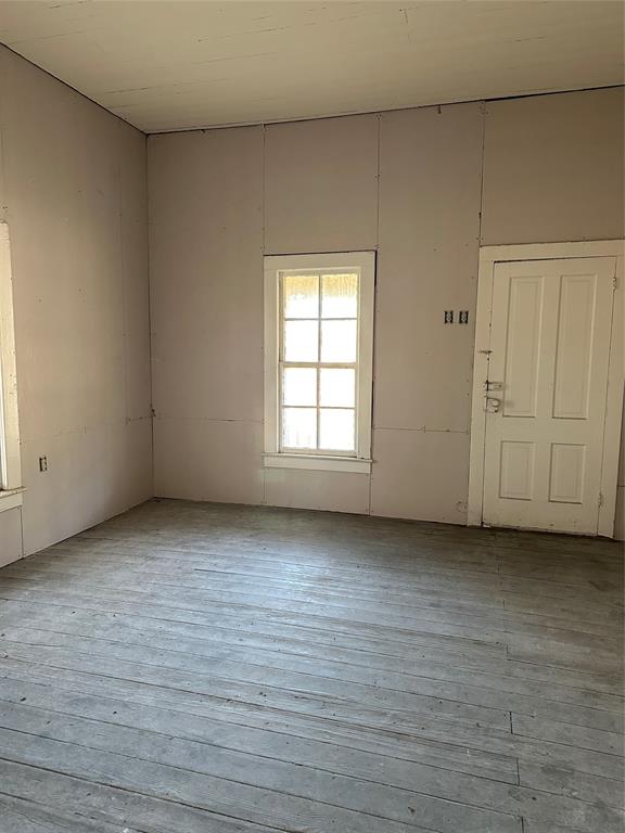 512 S Mckinney Street