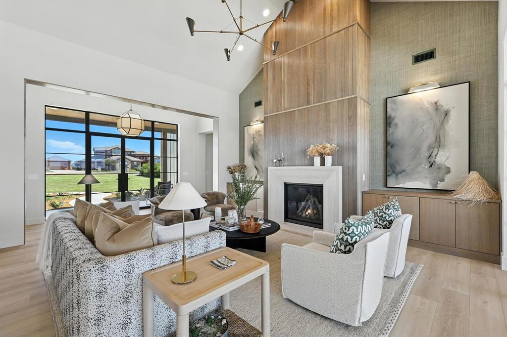 Sportsmans World 01 - Residential