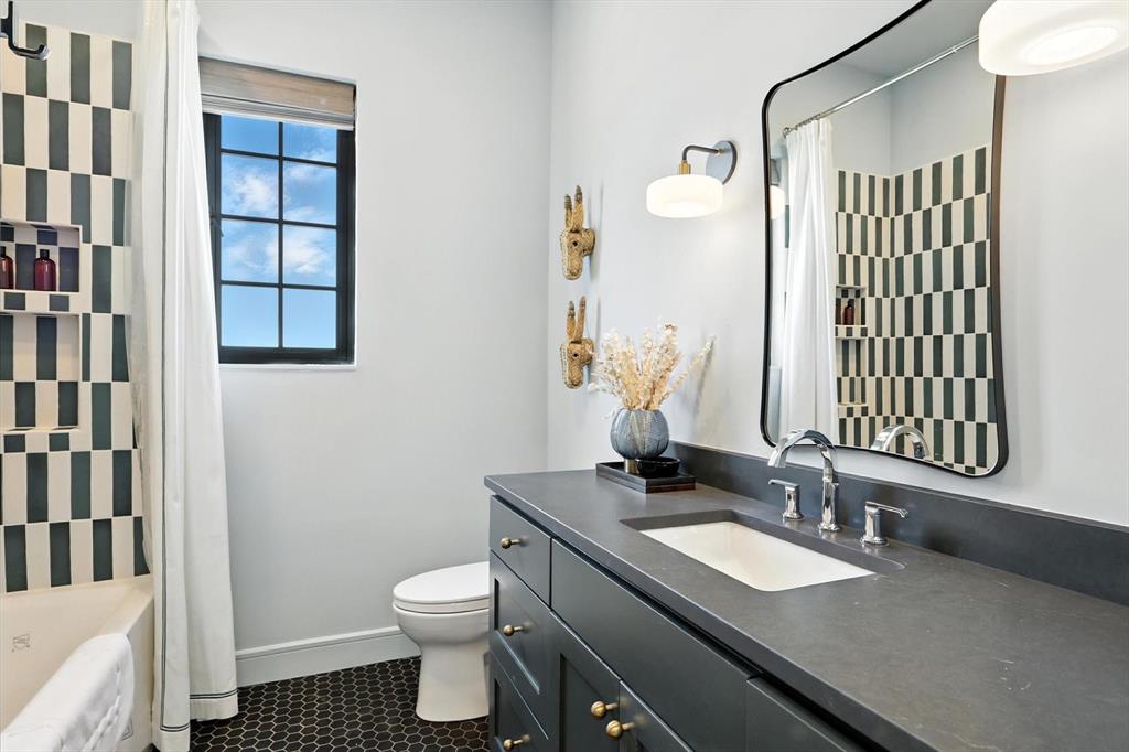 Sportsmans World 01 - Residential