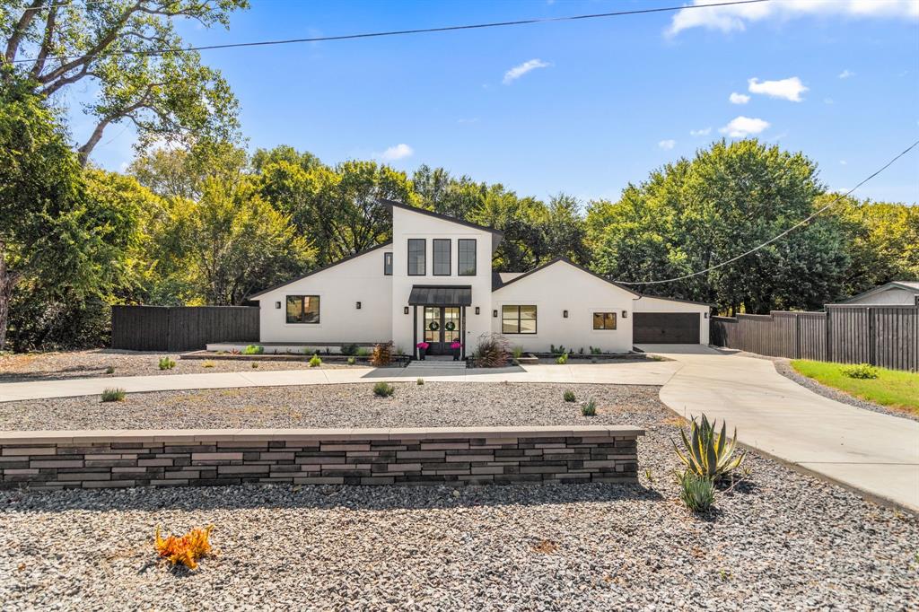3703 Greenwood Road