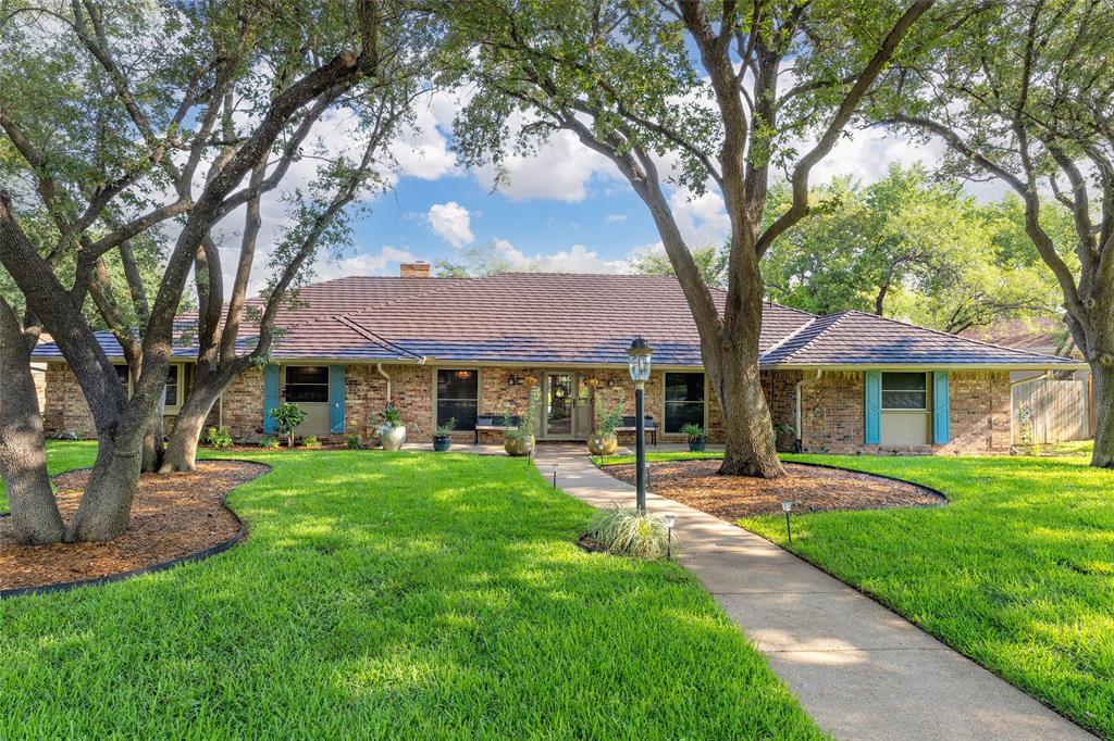 5613 Oakmont Lane
